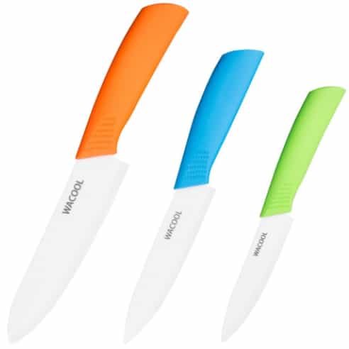 Colored ceramic knife set